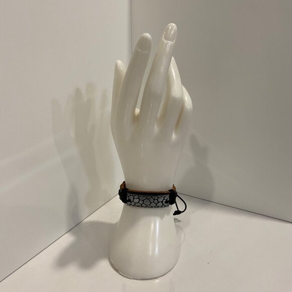 Genuine Leather & Rope Adjustable Bracelet With Textured Metal Accent anima - Picture 2 of 12